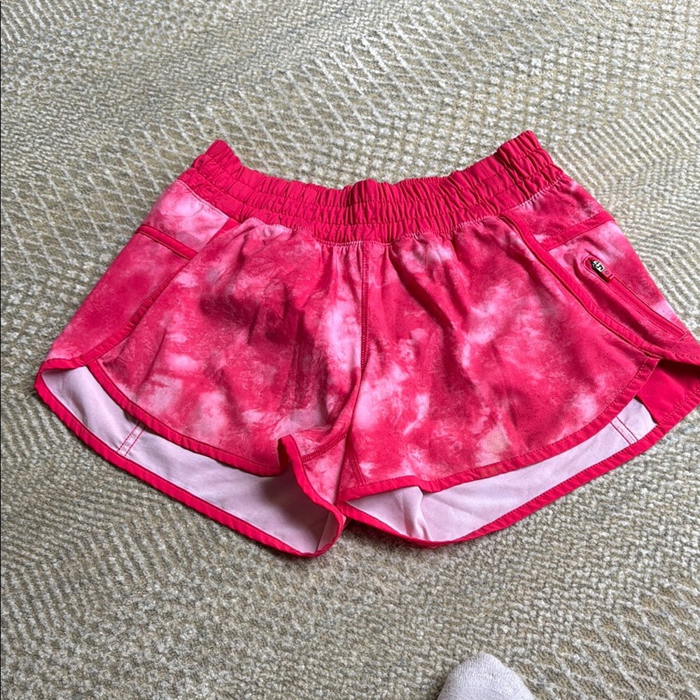 Lululemon Women's Pink Tie-Dye Shorts